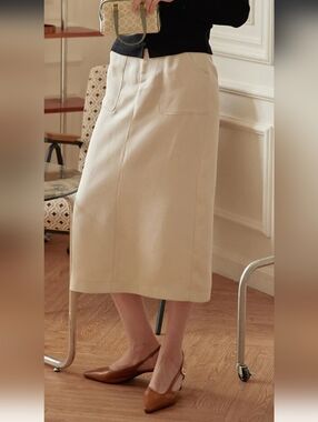 Simple Retro Chic Cream Straight Midi Skirt
